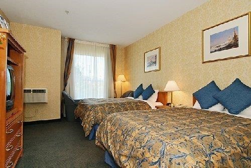 Best Western Plus Uptown Vancouver room